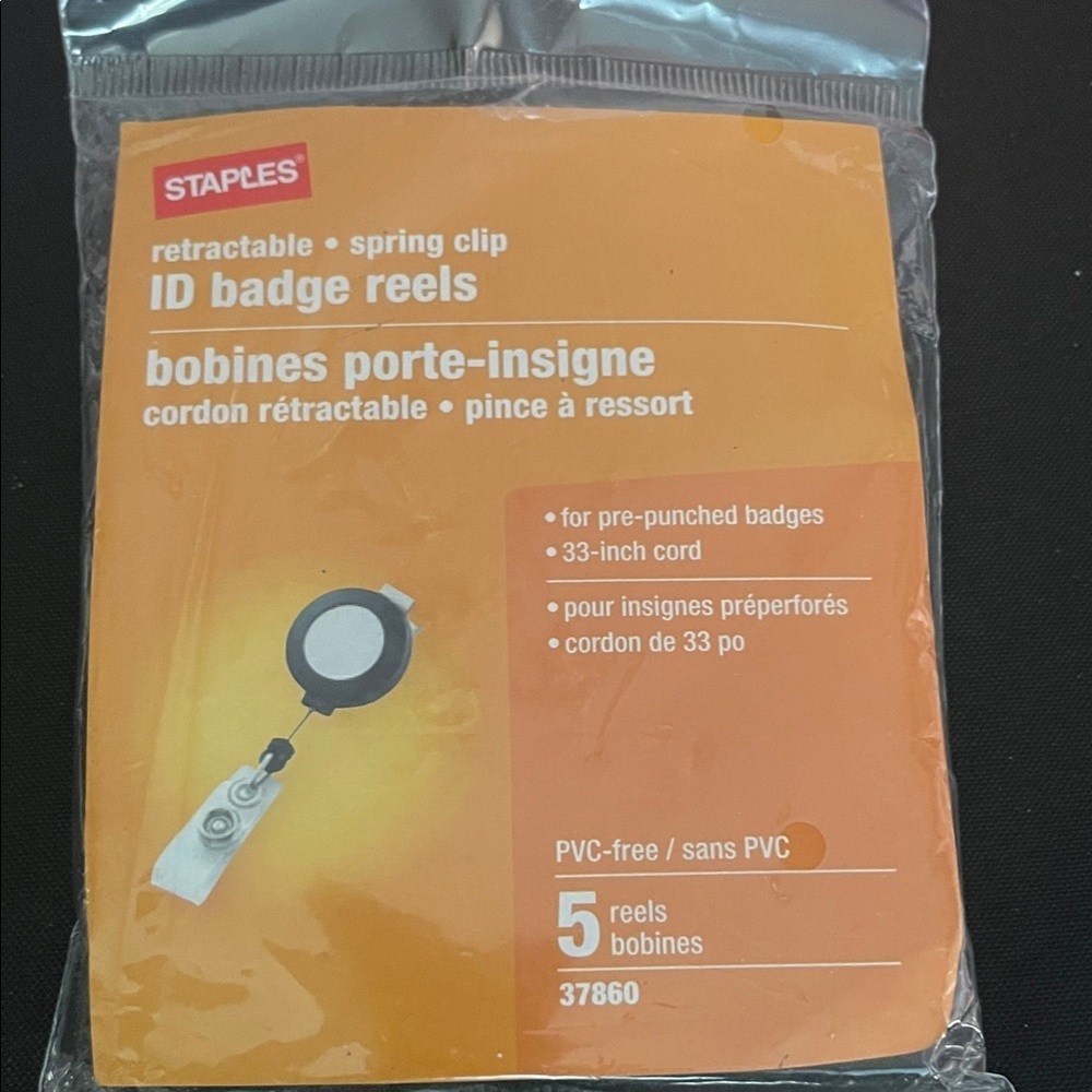 Staples Retractable ID Badge Reels, 5 reels in bag. NWT